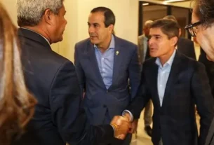 Com 2026 'ainda longe', governo e oposição marcham na Lavagem do Bonfim nesta 5ª