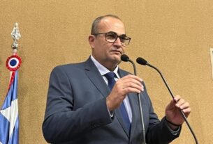 Deputado Hassan critica ViaBahia pela situação das BRs 116 e 324