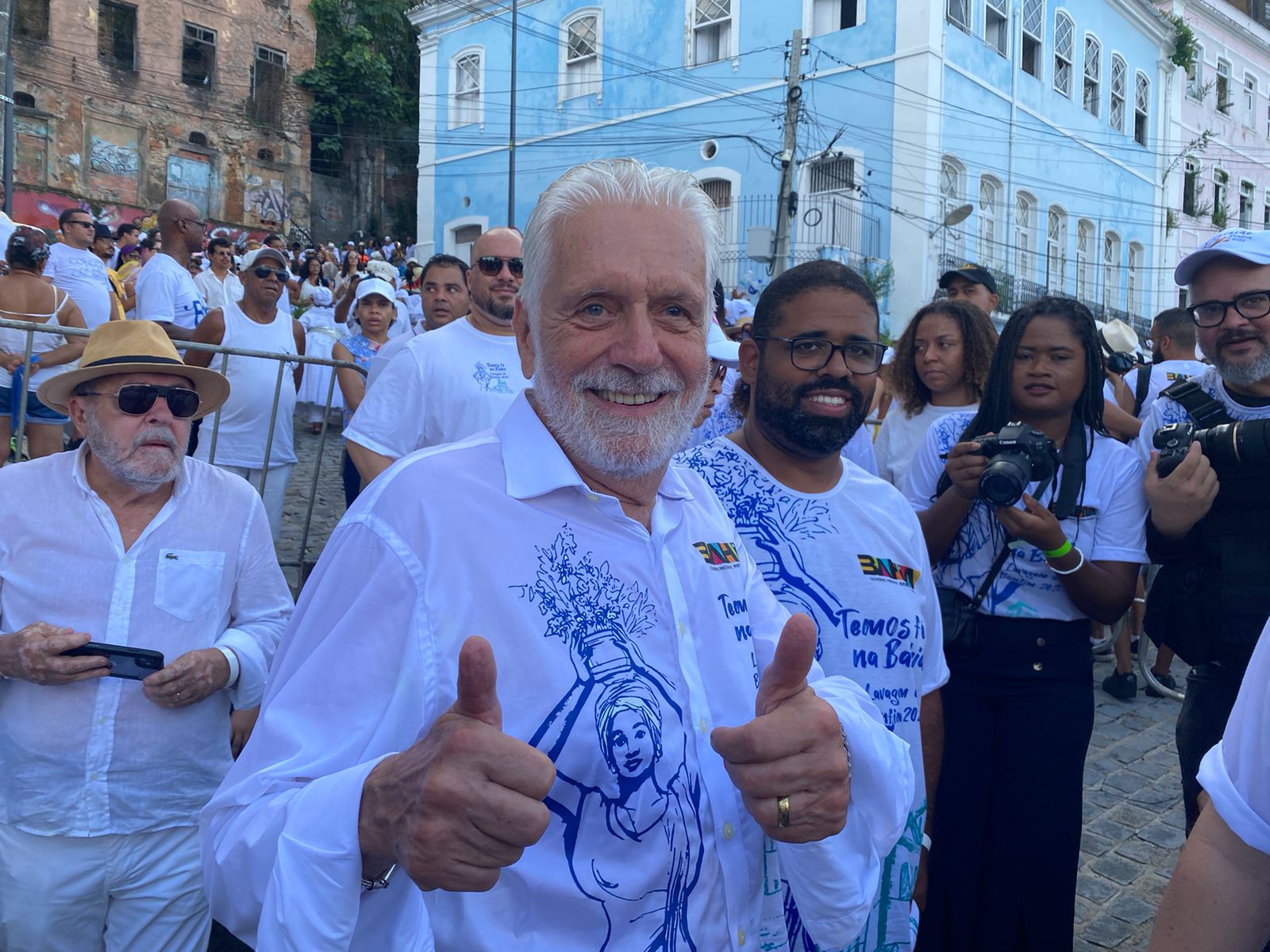 Jaques Wagner fala sobre a revogação do pix anunciada pelo governo federal