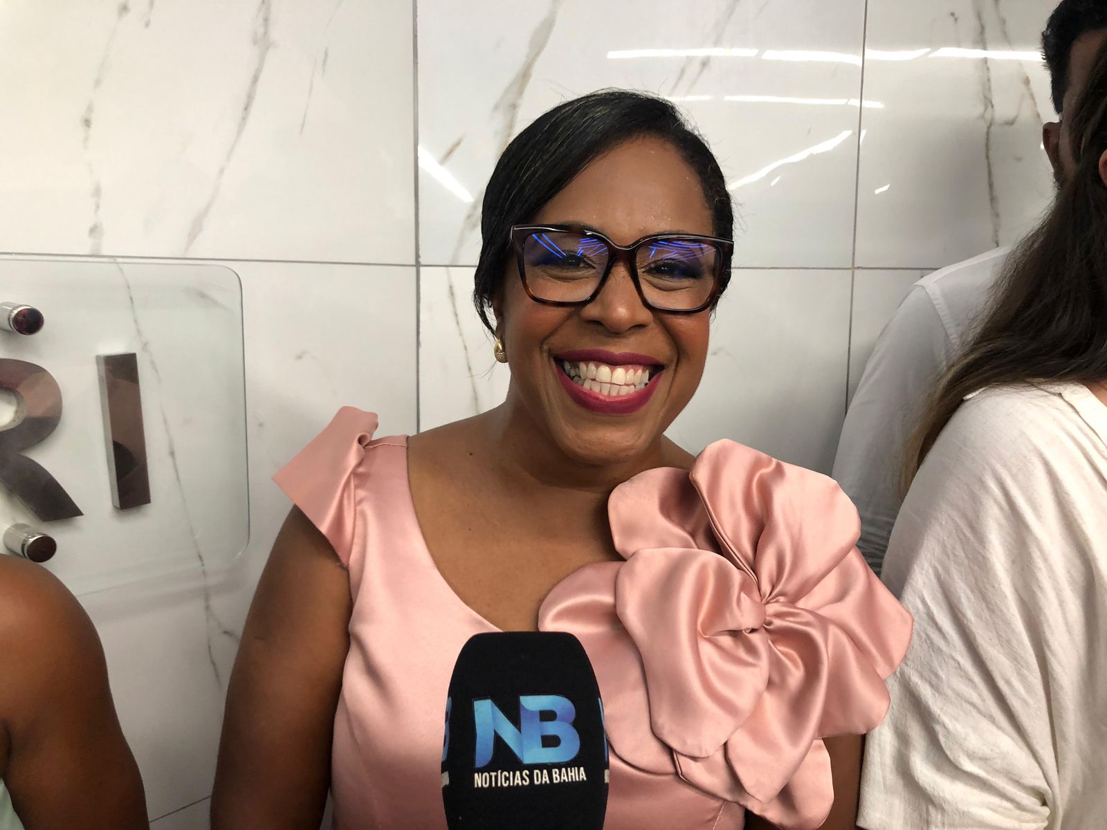 “O que o povo mais reclama é da saúde”, diz vice-prefeita de Camaçari, pastora Déa