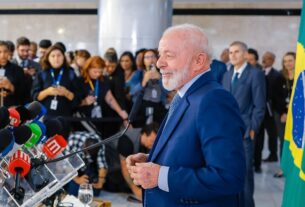 Oposição reage a entrevista de Lula no Planalto e critica falas sobre juros