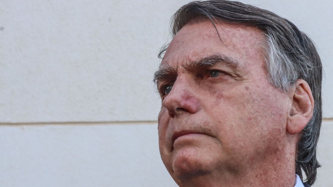 “Posso fugir agora, qualquer um pode“, diz Bolsonaro sobre fala de Moraes
