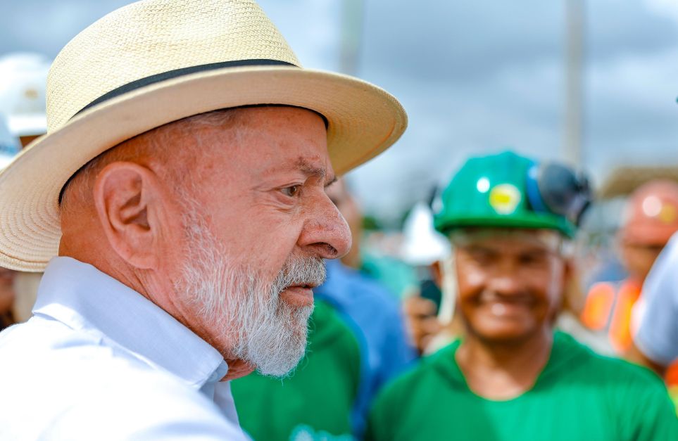 Análise: PT defende “modo turbo eleitoral“ após Lula desabar em pesquisa