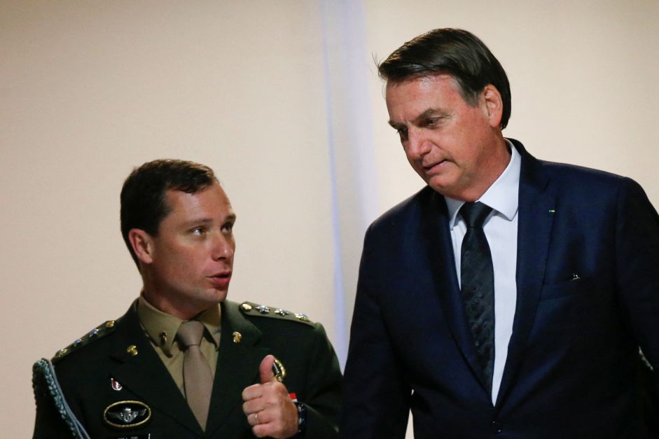 General foi pressionado para terminar relatório das urnas, diz Mauro Cid