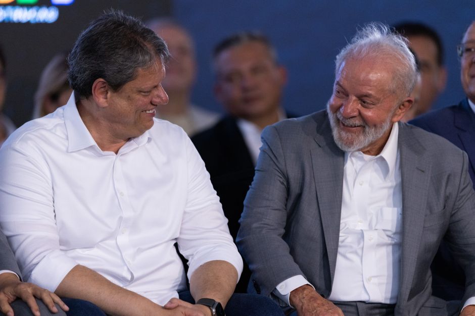Lula e Tarcísio devem ter reunião sobre túnel Santos-Guarujá
