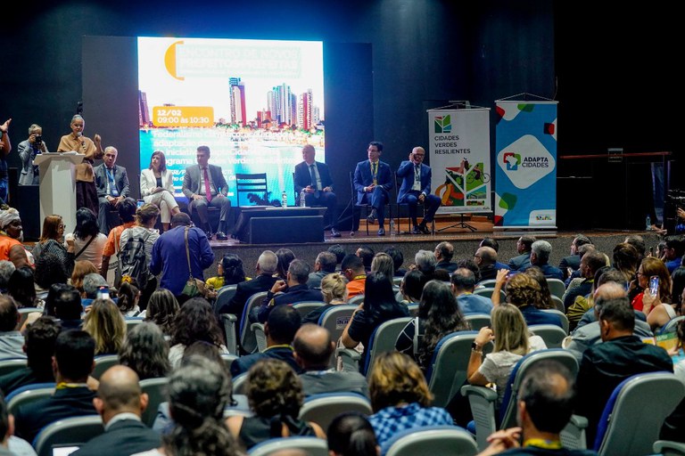 Mudança do clima: Governo Lula lança iniciativa para apoiar estados e municípios