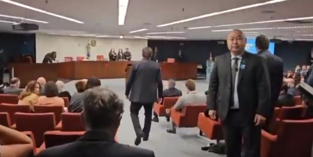 Bolsonaro chega ao Supremo para acompanhar julgamento