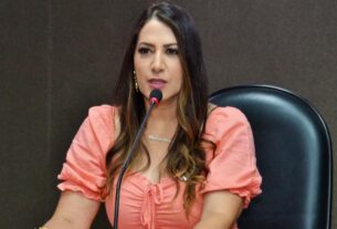 Deputada Cláudia Oliveira