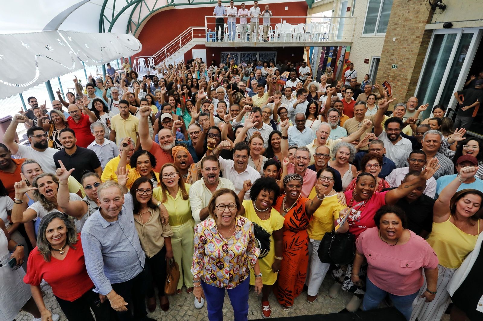 Em plenária lotada, Lídice da Mata confirma que será candidata em 2026
