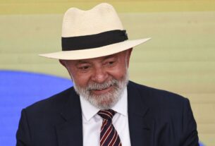 “Já dá para decretar o Carnaval em todo território nacional, né?“, diz Lula