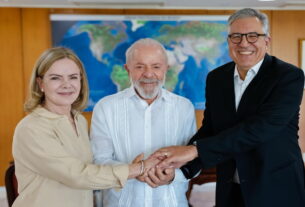 Novos ministros de Lula tomam posse nesta segunda