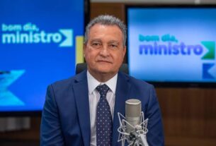 Rui revela reunião e faz aceno a Zé Ronaldo