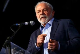 "Visível que tentou dar golpe", dispara Lula sobre Bolsonaro