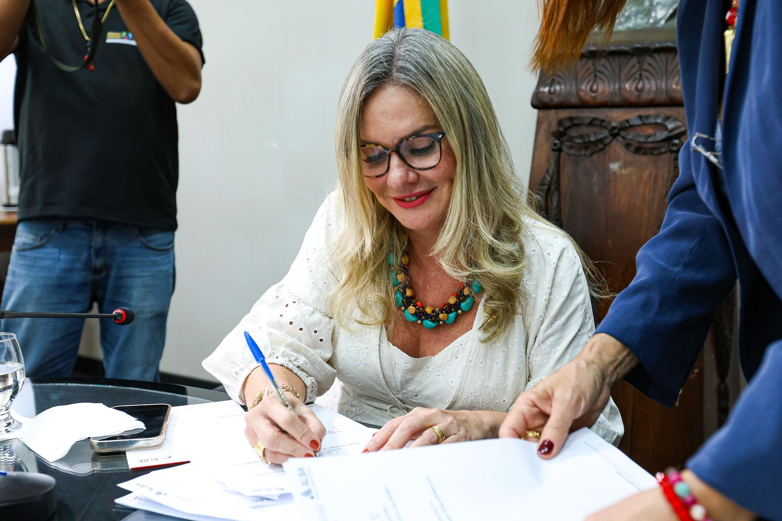 ALBA firma convênios com UVB e PGE para fortalecer formação política e técnica em toda a Bahia