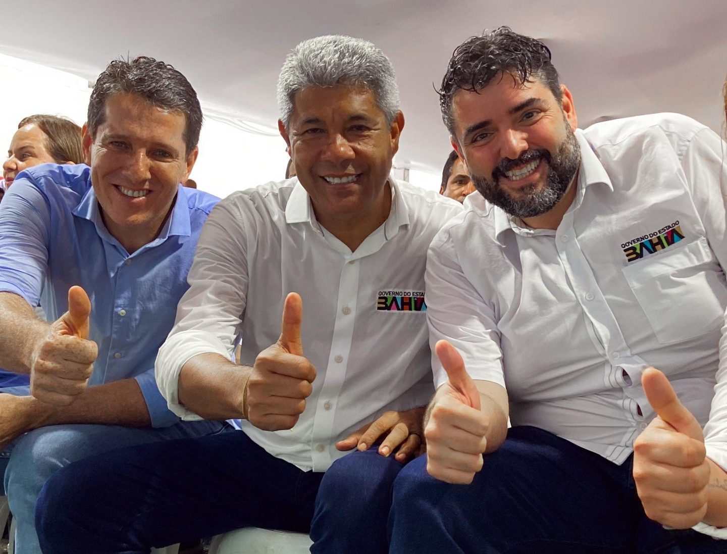 "Ave agorenta entra aqui, a gente nem joga pedra, a gente só grita xô", diz Loyola para ACM Neto
