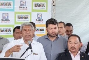 Com rumores de expulsão do UB, Marcinho Oliveira participa de mais um ato ao lado de Jerônimo Rodrigues