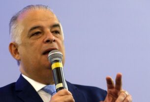Congresso do PSB em SP marca pré-campanha de Márcio França ao governo do estado em 2026