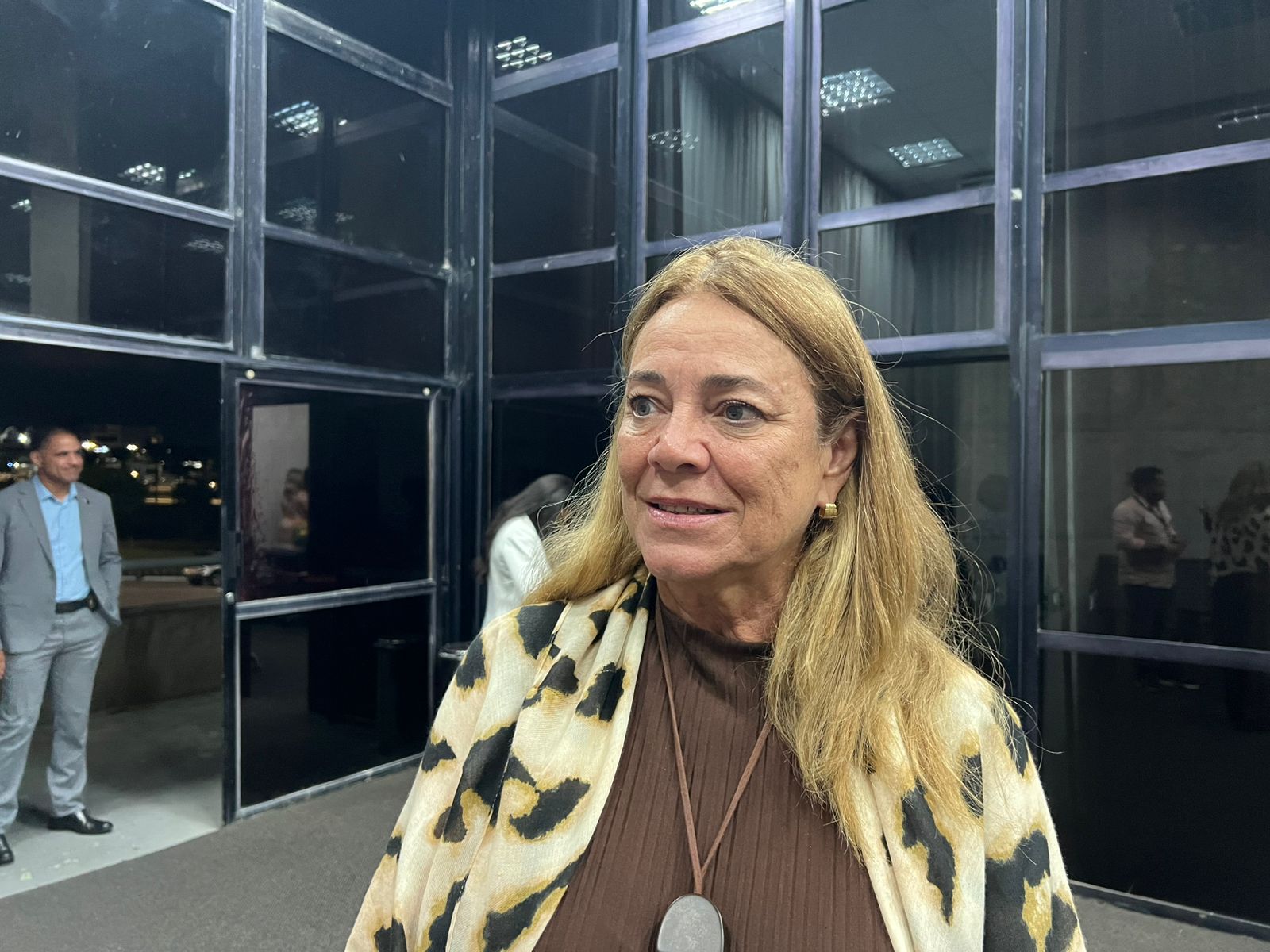 Fabíola Mansur comenta criação do vagão exclusivo para mulheres