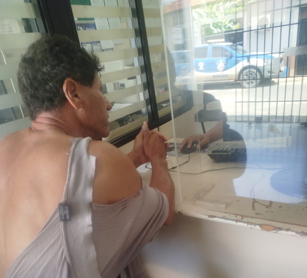 Prefeito no oeste da BA é acusado de agressão e ameaça de morte contra o próprio irmão