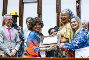 Alcione recebe Título de Cidadã Baiana em homenagem na Assembleia Legislativa