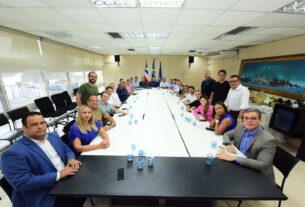 Bruno Reis reúne base aliada após invasão à Câmara e reforça unidade com vereadores