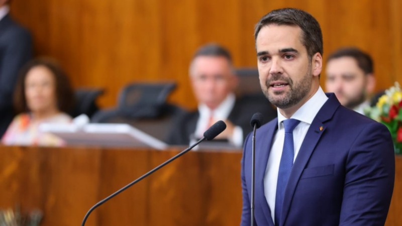 Eduardo Leite deixa PSDB após 24 anos e deve ingressar no PSD