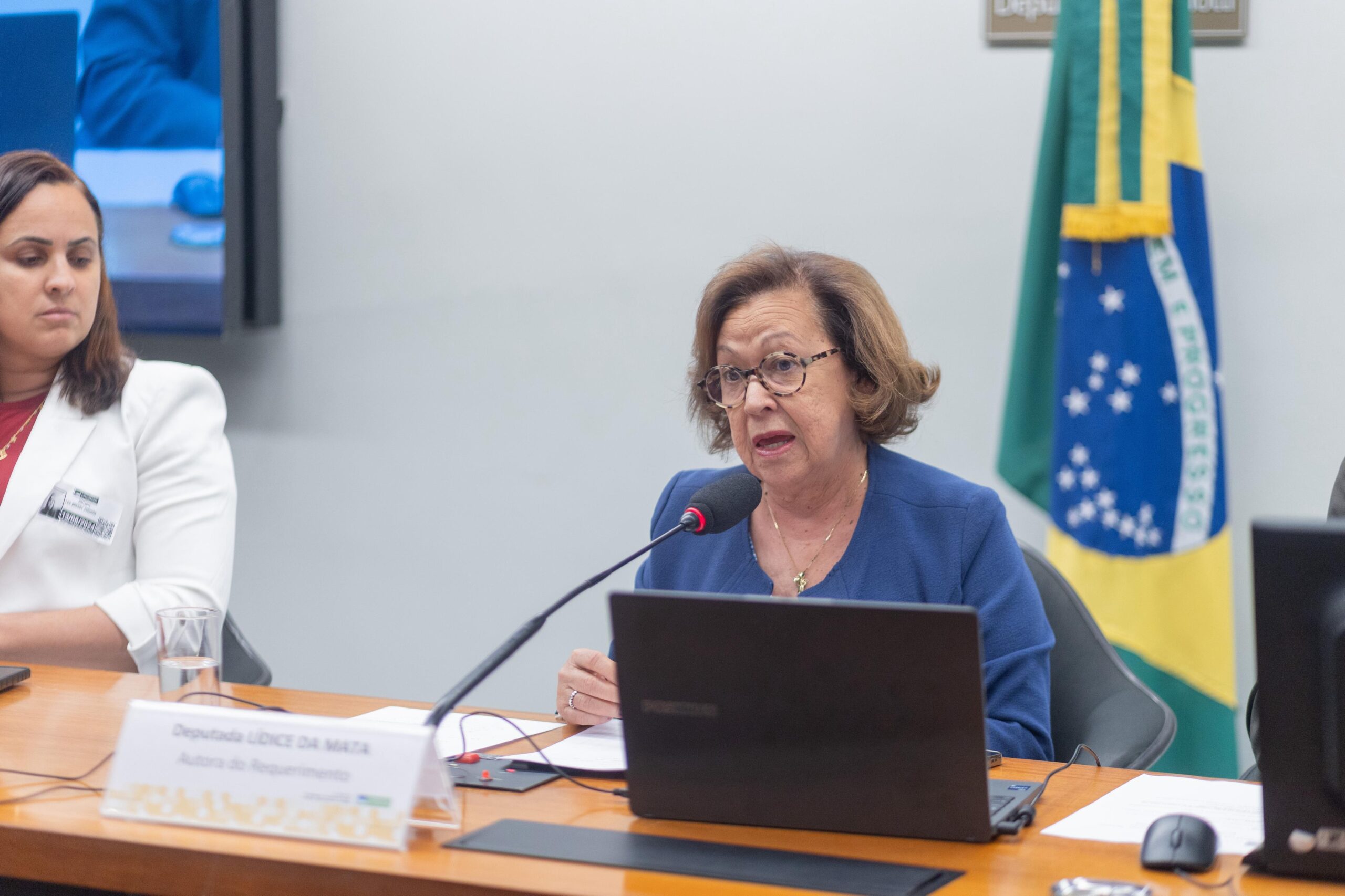 Lídice da Mata é reconduzida à coordenação da bancada baiana no Congresso