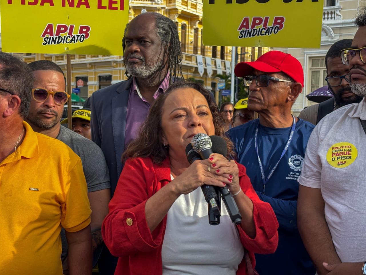 Oposição prepara emendas para votação de reajuste dos servidores em Salvador