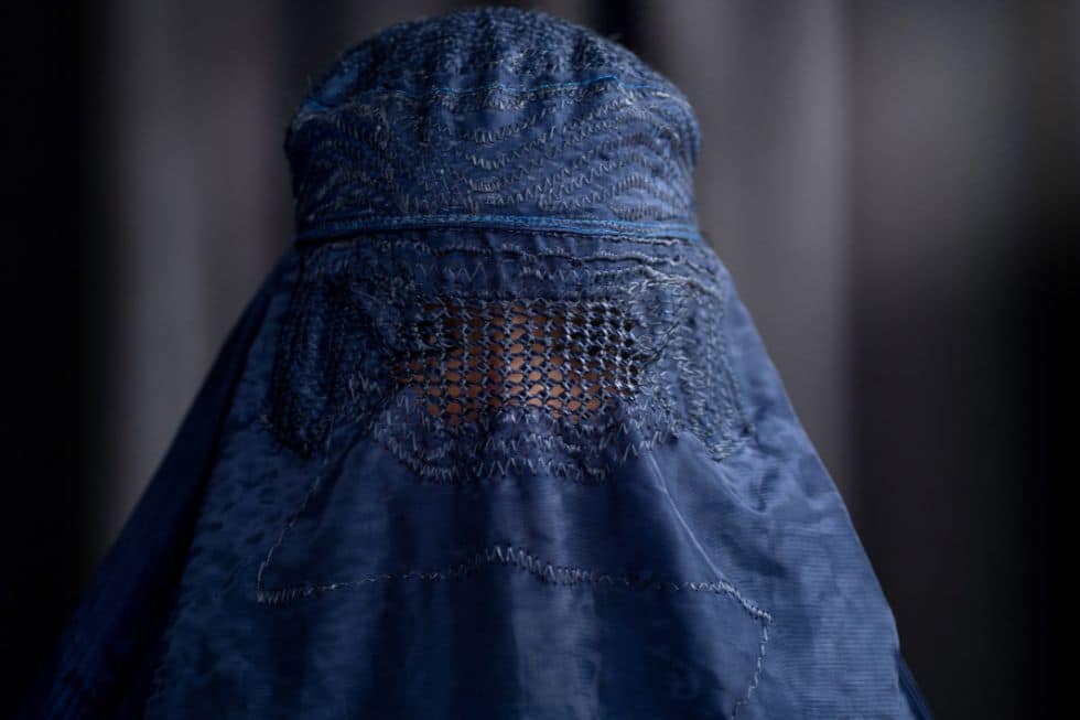 muslim-woman-burka