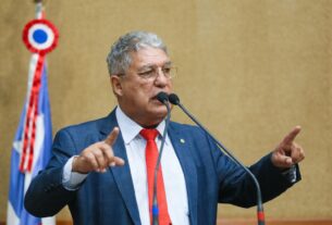 Rosemberg Pinto sai em defesa de Jerônimo Rodrigues e critica oposição bolsonarista na Alba